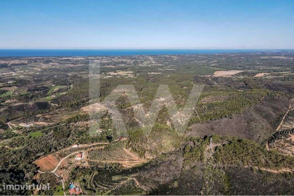 Terreno Rústico com 128 875 m2 em Aljezur - Grande imagem: 2/17