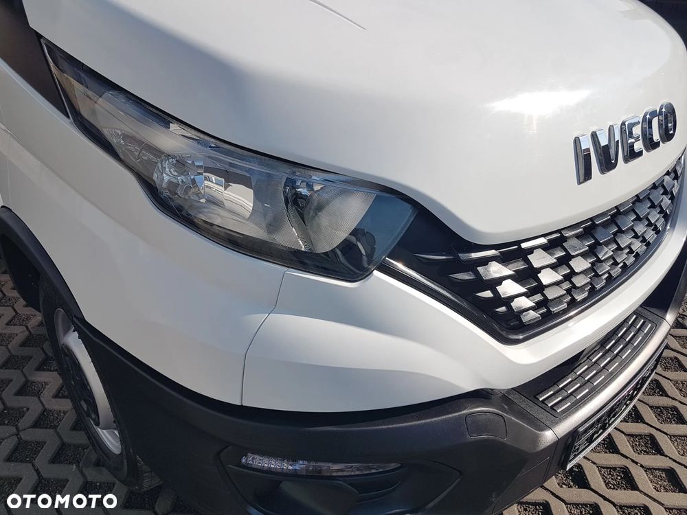Iveco DAILY KONTENER NISKOPODŁOGOWY 4,43x2,23x2,42 SKLEP FOODTRUCK BAR KLIMA KONIOWÓZ KAMPER - 26