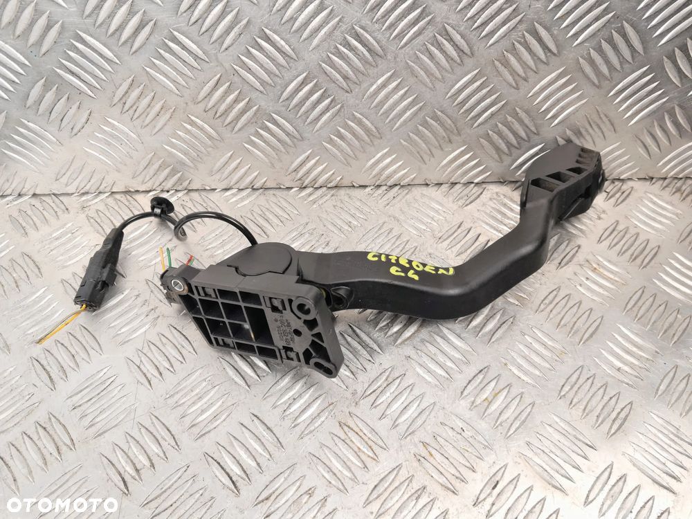 Potencjometr gazu Peugeot Citroen 06-13r. 9650889180 - 3