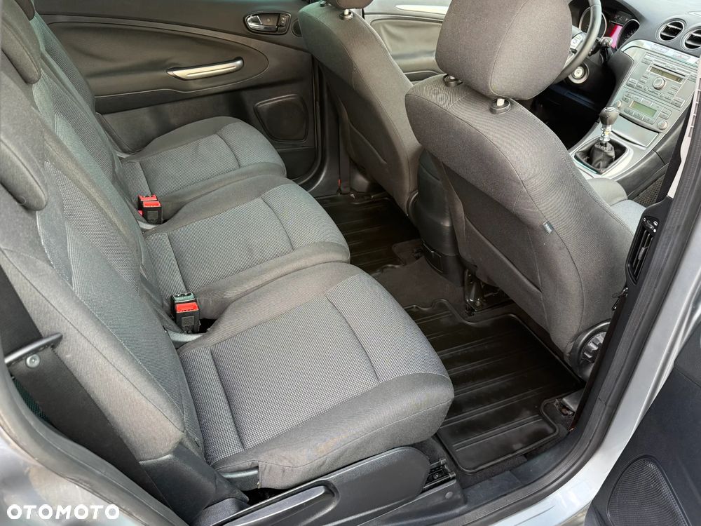 Ford S-Max 2.0 TDCi DPF Titanium - 27
