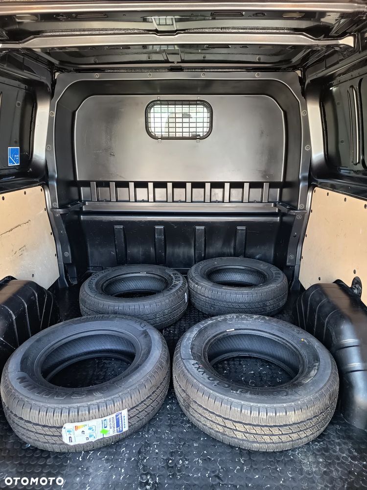 Ford Transit Custom 320 L2H1 Limited (bryg.) - 12
