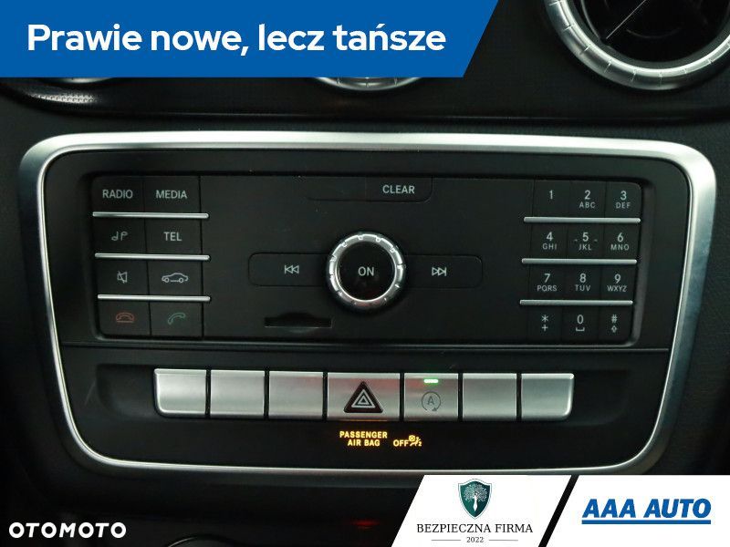 Mercedes-Benz CLA - 12