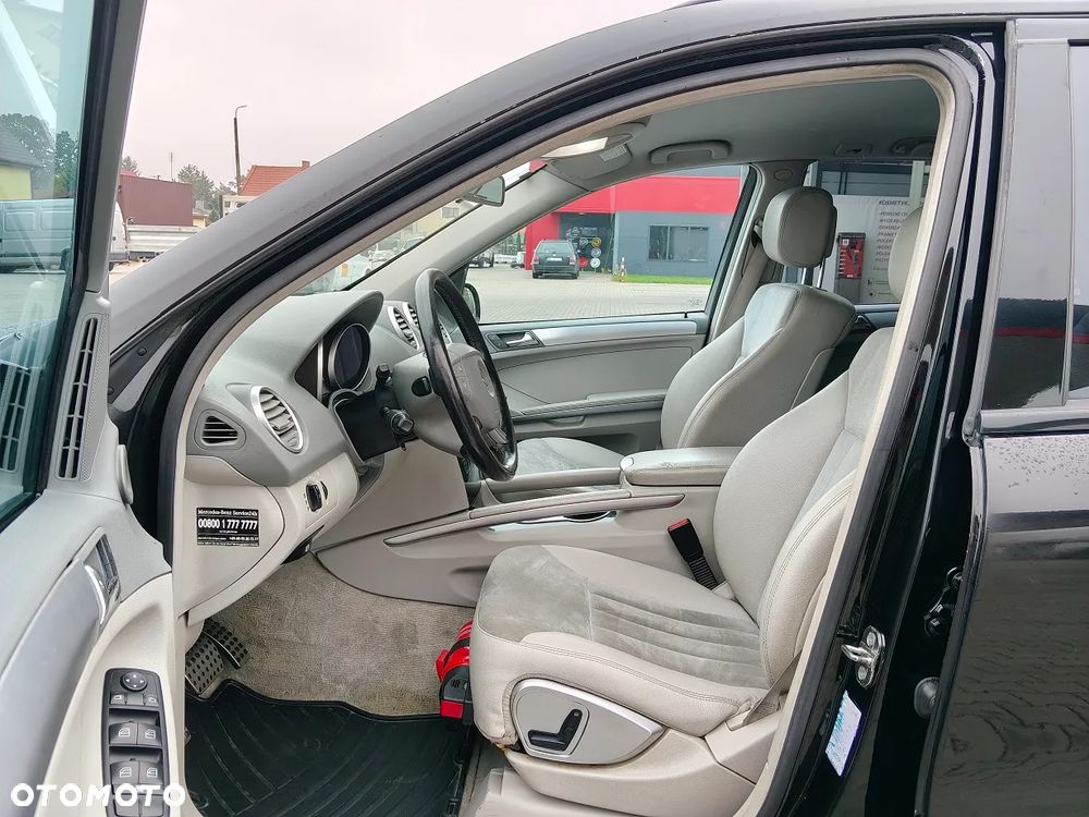Mercedes-Benz ML - 8