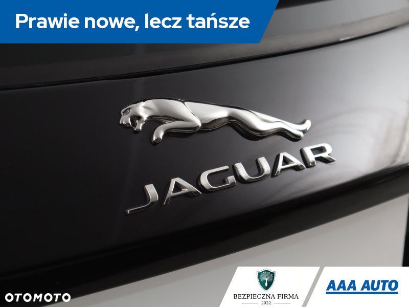 Jaguar E-Pace - 23