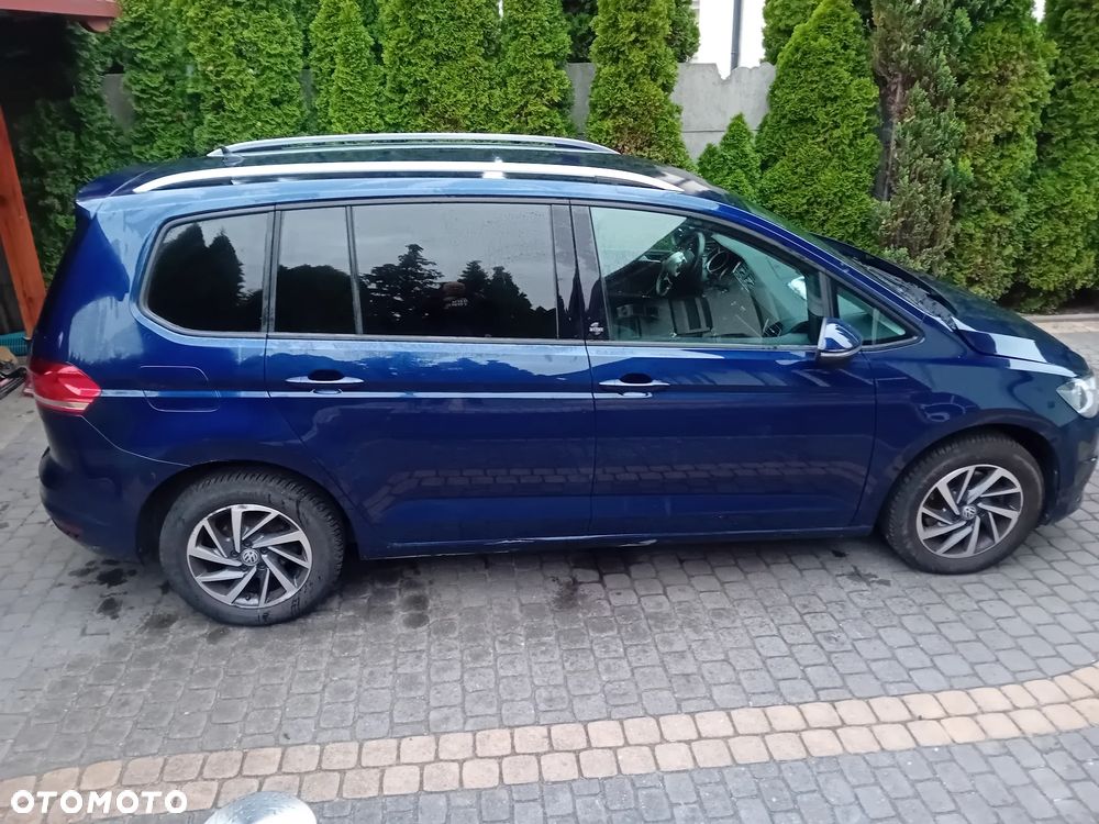 Volkswagen Touran 1.2 TSI BMT Trendline - 6