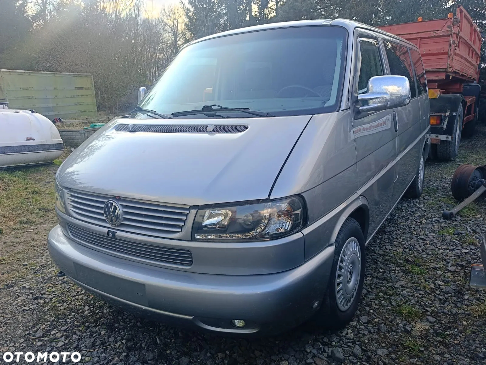 Volkswagen Caravelle - 2