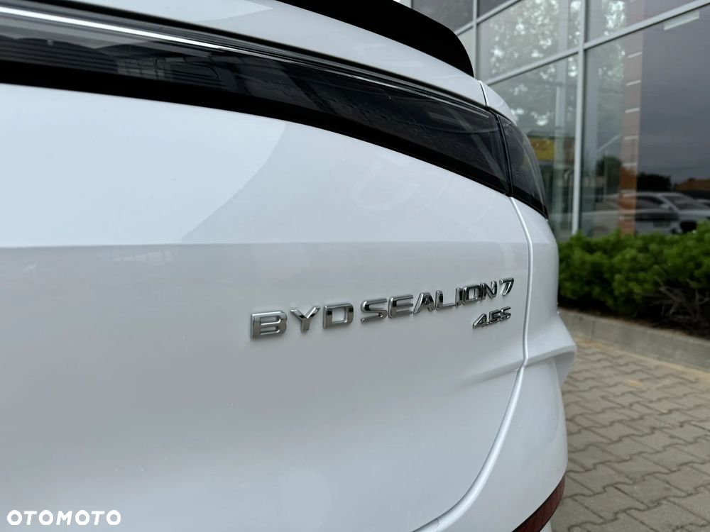 BYD Sealion 7 91.3kWh Excellence AWD - 12