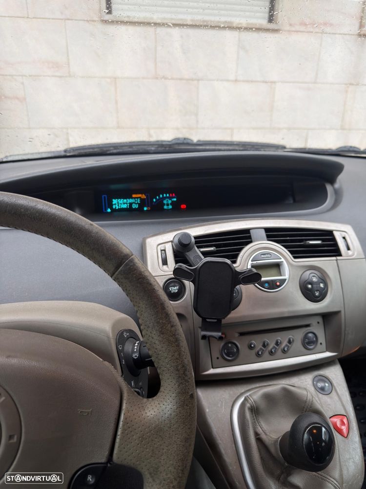 Renault Scénic 1.5 dCi Dynamique - 6