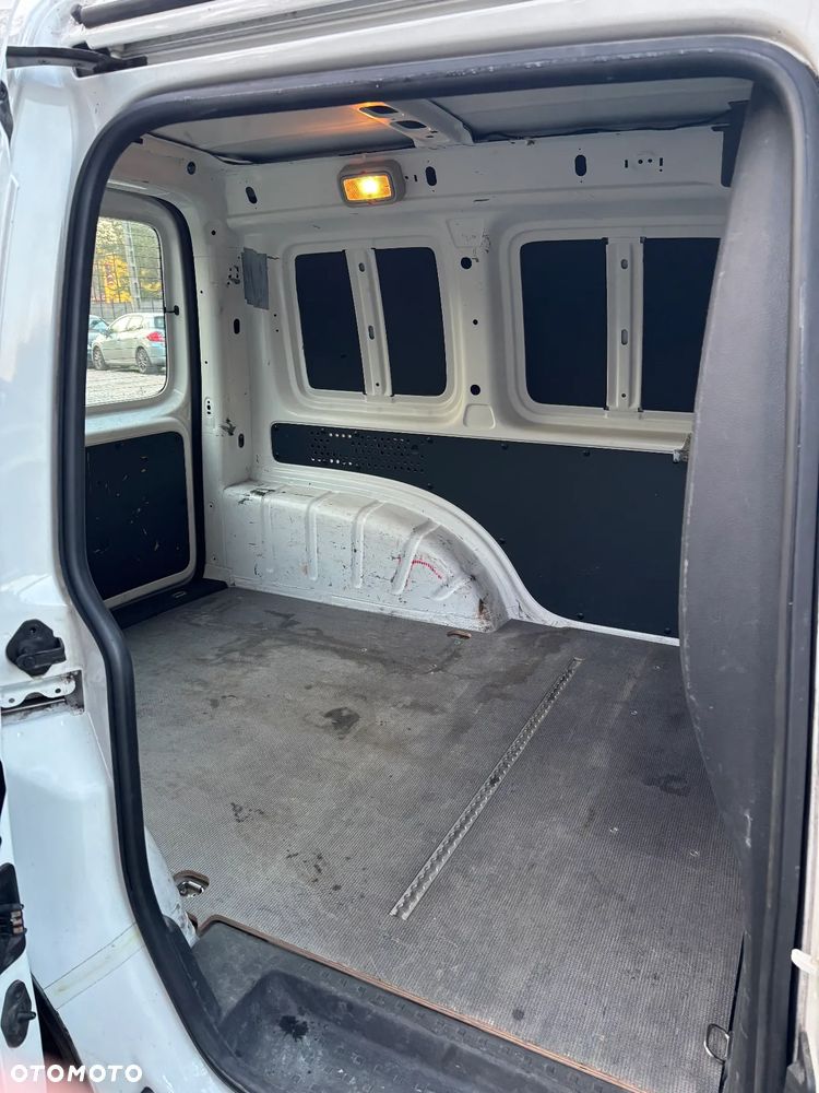 Volkswagen CADDY - 14