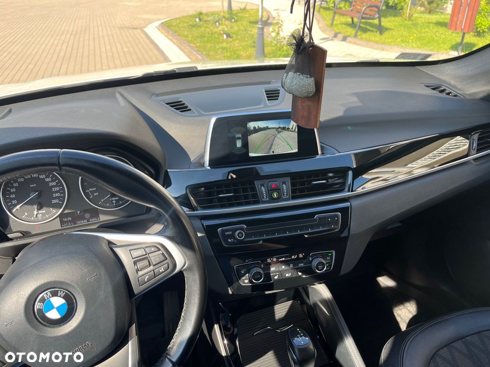 BMW X1 xDrive18d xLine sport - 7