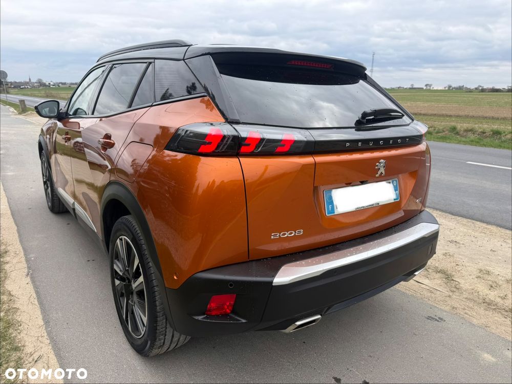 Peugeot 2008 PureTech 130 EAT8 GT Pack - 9