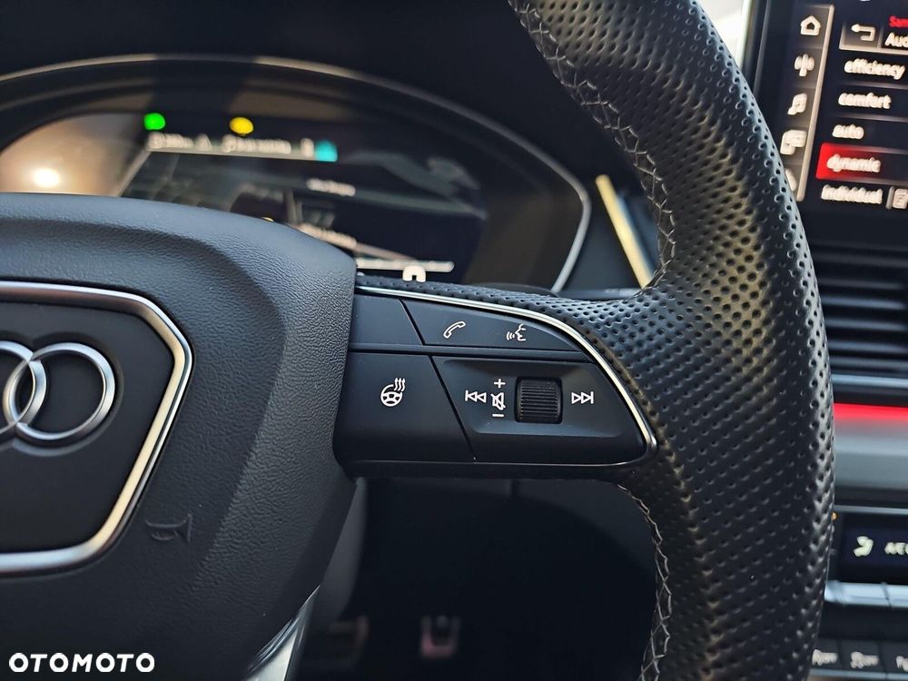 Audi Q5 Sportback - 16