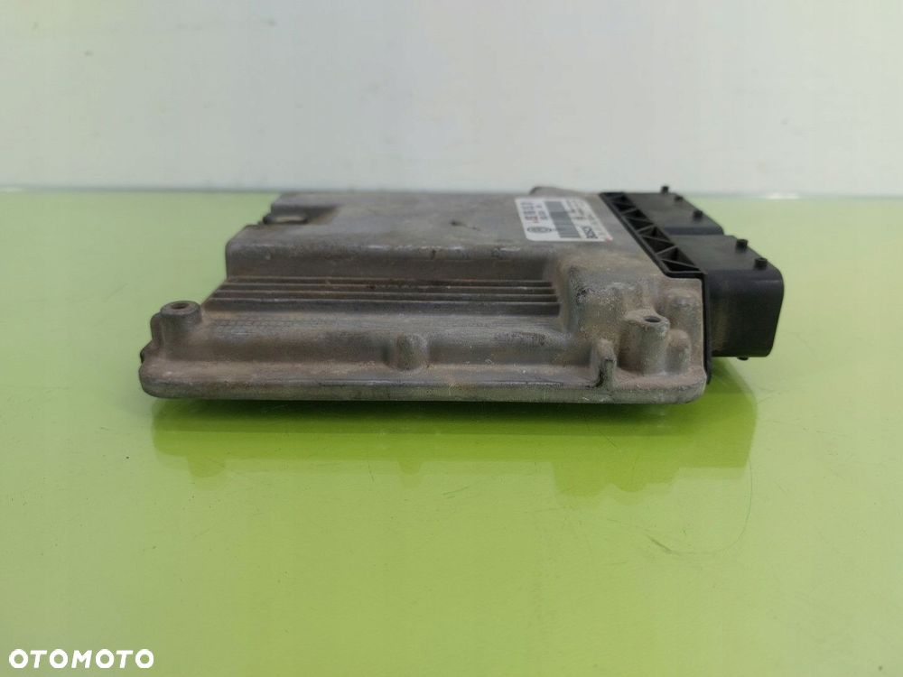 Komputer sterownik silnika VW Caddy III 2004-2010 03G906016DM 0281011882 - 2