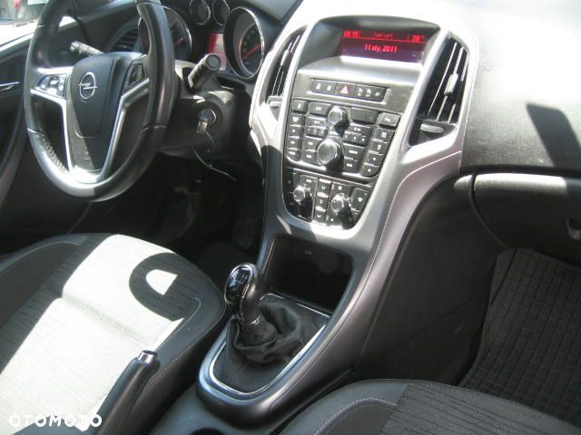 Opel Astra 1.6 Essentia EU6 - 19