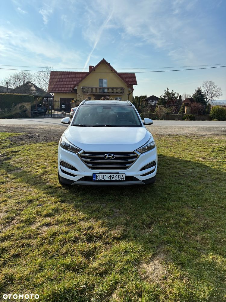 Hyundai Tucson - 2
