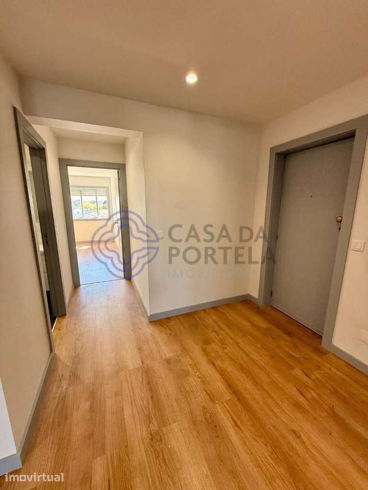 T2 totalmente remodelado — modernidade, luminosidade e conforto numa l - Grande imagem: 2/47
