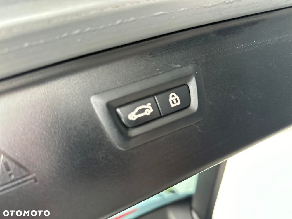 BMW Seria 5 530d Sport-Aut - 19