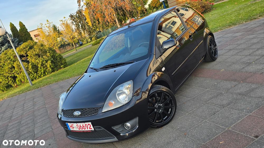 Ford Fiesta - 40