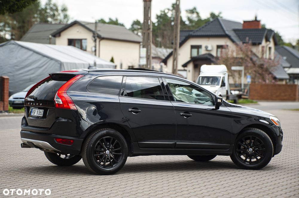 Volvo XC 60 D5 AWD Momentum - 14