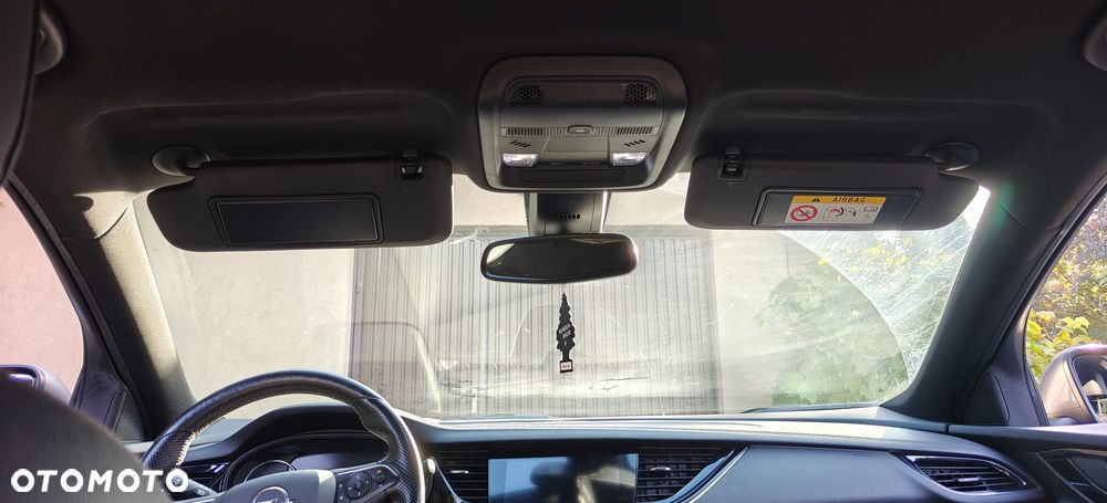 Opel Insignia - 22