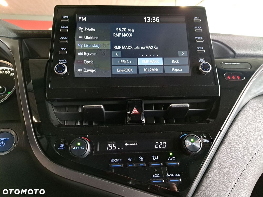 Toyota Camry 2.5 Hybrid Prestige CVT - 21