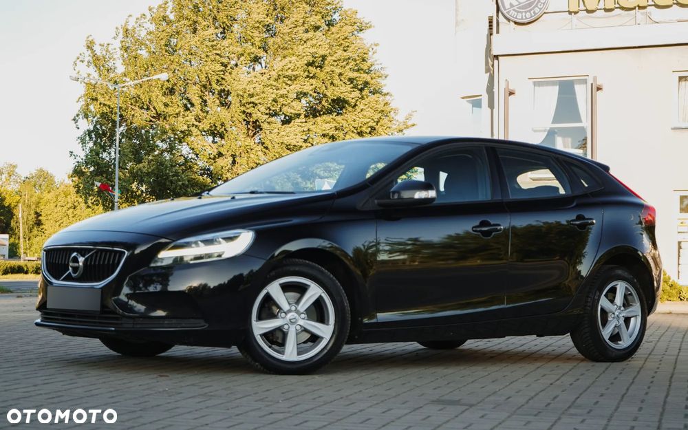 Volvo V40 D2 Momentum - 8