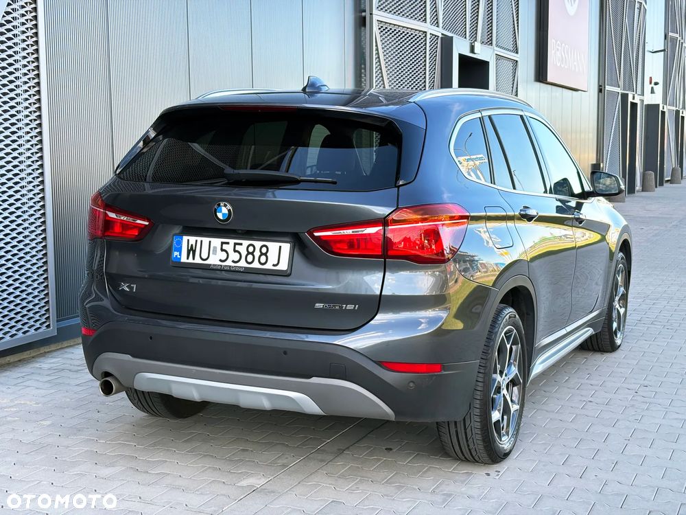 BMW X1 sDrive18i GPF xLine - 7