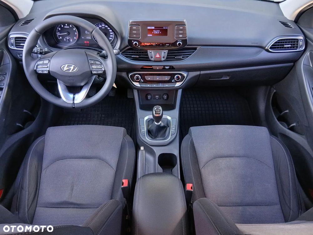 Hyundai i30 1.5 DPI Modern - 5