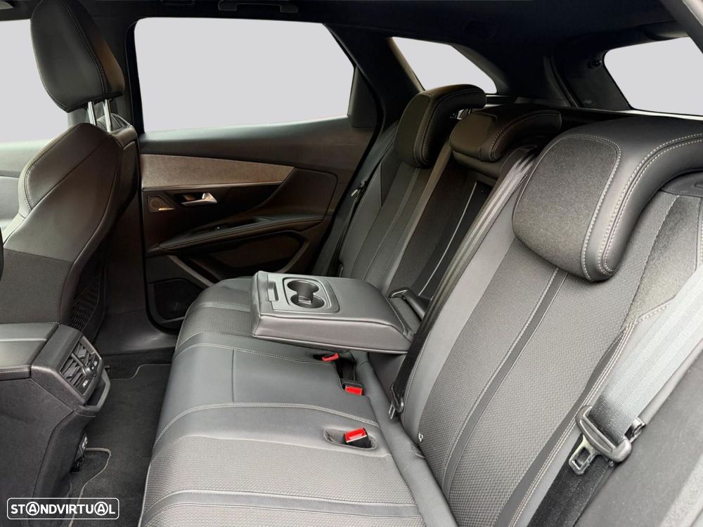 Peugeot 3008 - 58