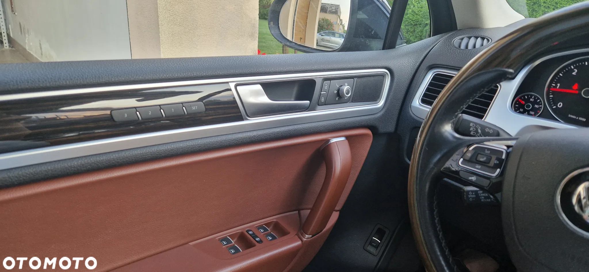 Volkswagen Touareg 3.0 V6 TDI BMT Business Line - 22