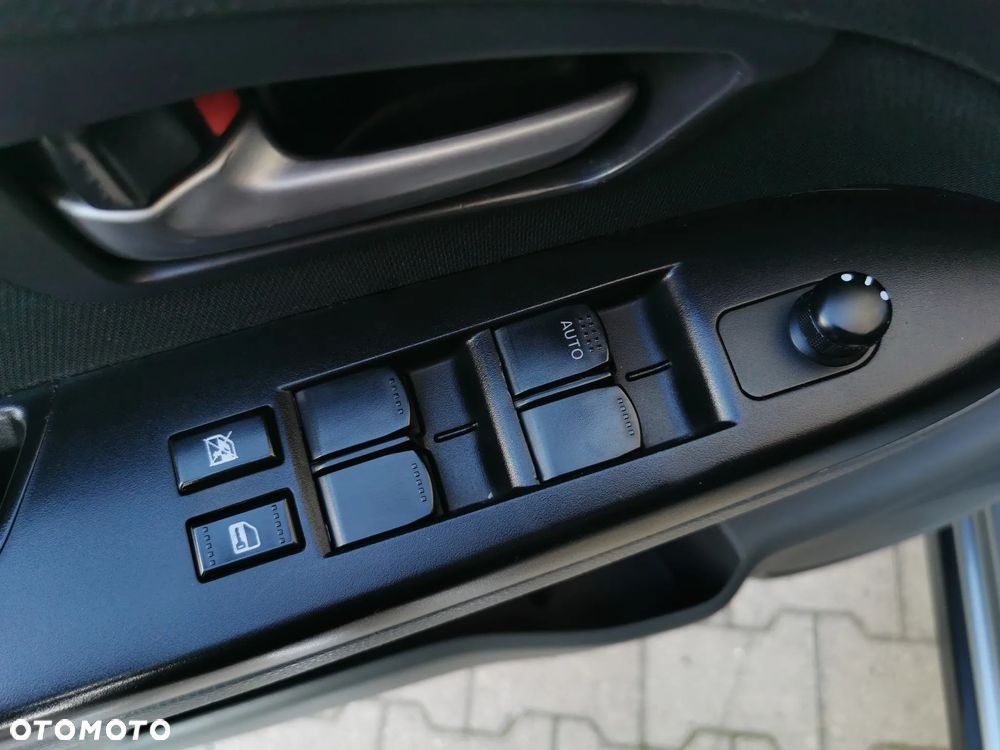 Suzuki SX4 1.9 DDiS DPF Streetline 4x2 Club - 23