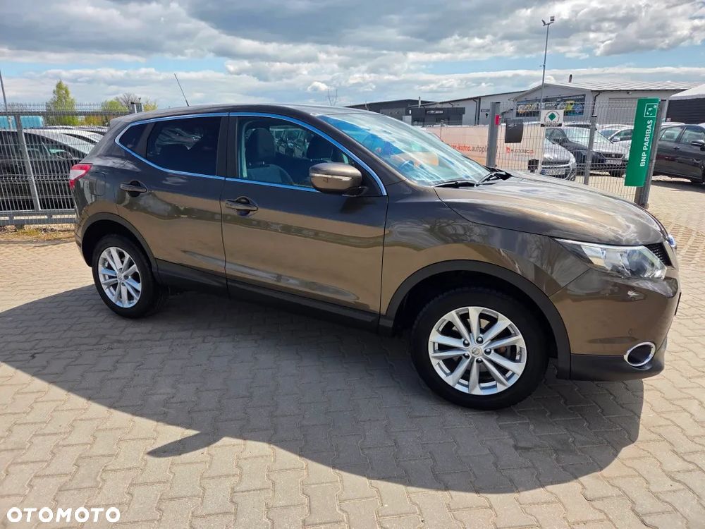 Nissan Qashqai 1.5 dCi N-Connecta - 6