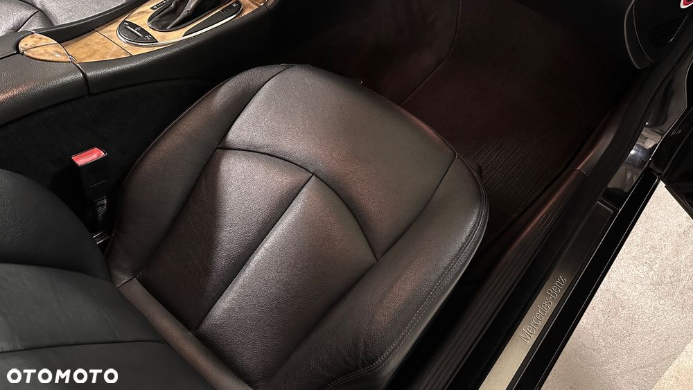 Mercedes-Benz Klasa E 350 4Matic Avantgarde Sport Edition - 28