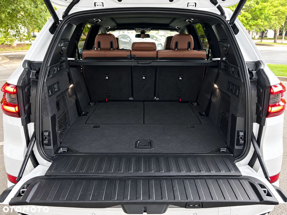 BMW X5 xDrive40i - 18