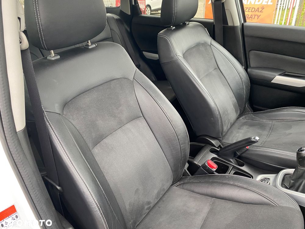 Suzuki Vitara 1.6 (4x4) Allgrip Comfort+ - 32