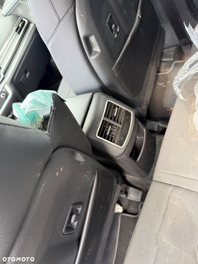 Kia Sportage 1.6 T-GDI MHEV Business Line 2WD DCT - 15