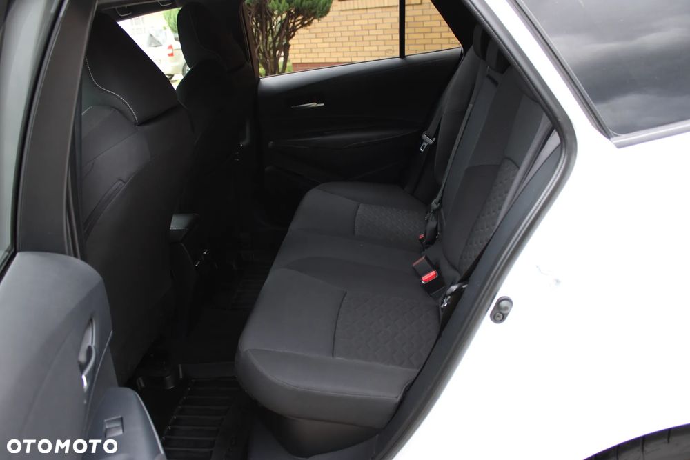 Toyota Corolla 2.0 Hybrid Comfort - 18