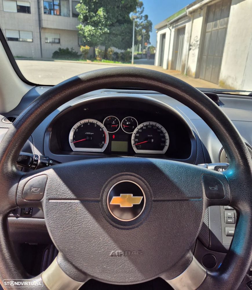 Chevrolet Aveo 1.2 L - 25