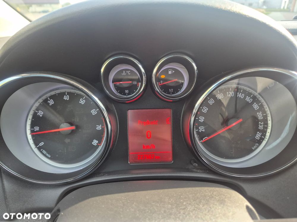 Opel Astra - 16
