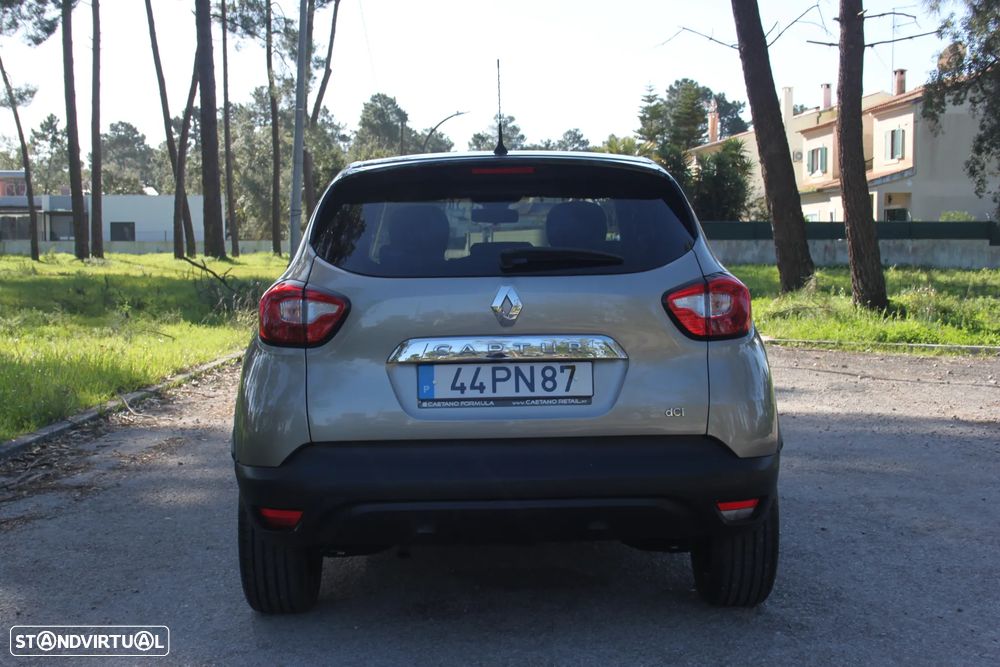 Renault Captur 1.5 dCi Exclusive - 34