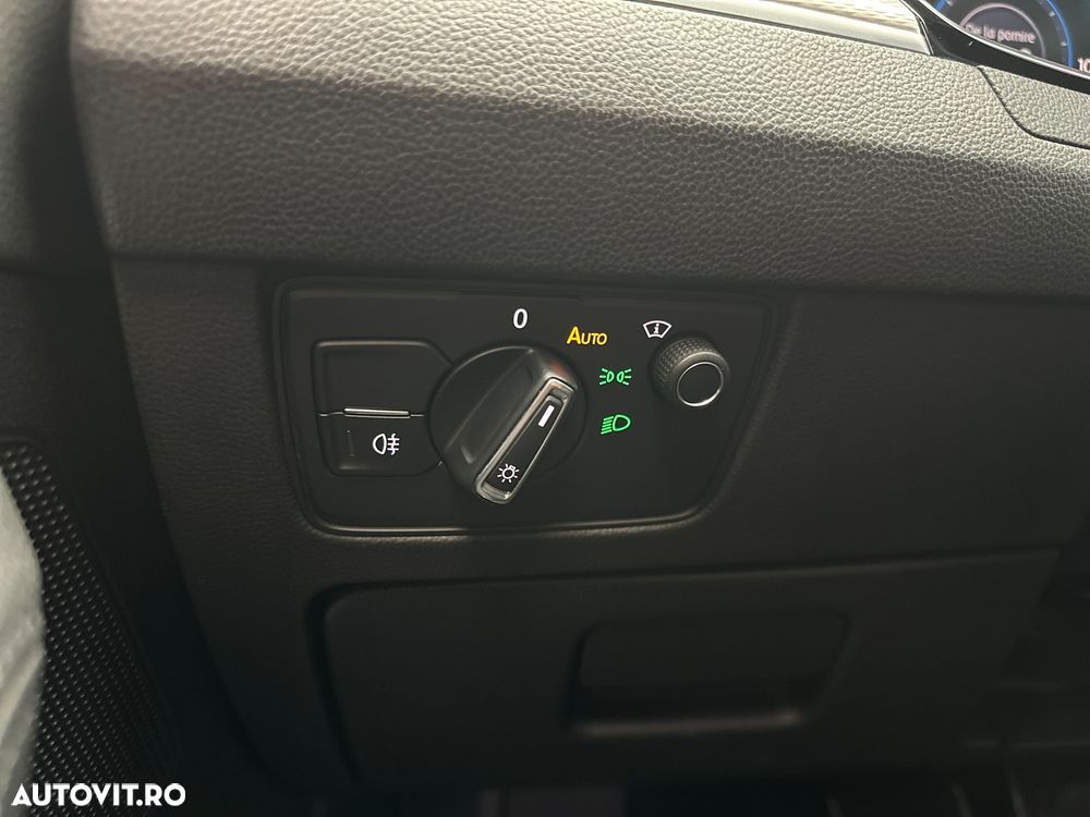 Volkswagen Passat 1.4 TSI Plug-In-Hybrid DSG GTE - 34