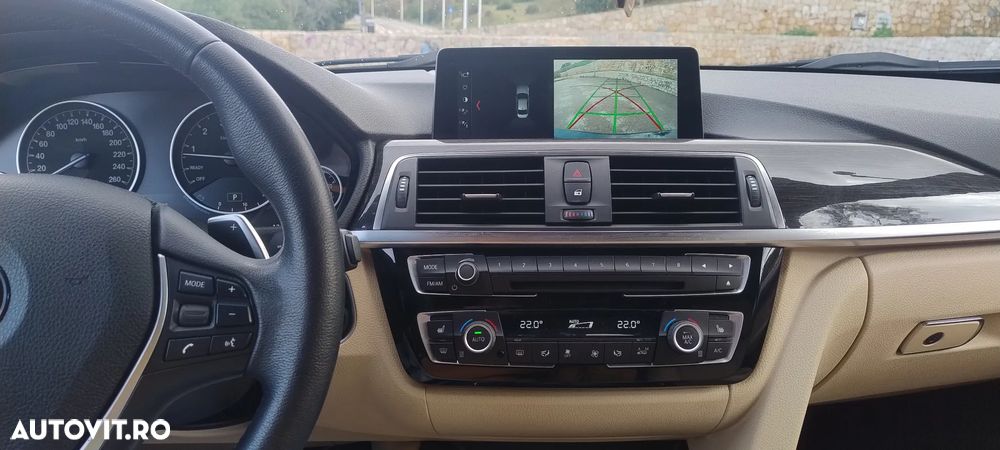 BMW Seria 3 330i Aut. Sport Line - 5