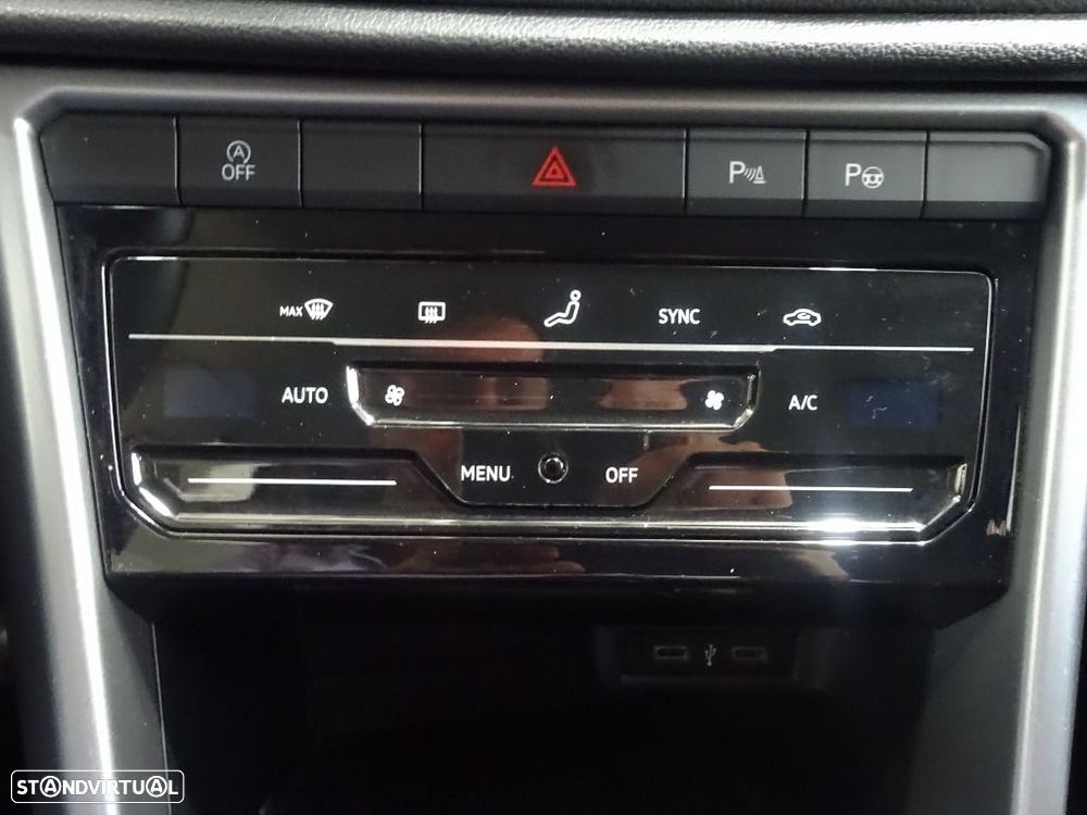 VW T-Roc 1.0 TSI Life - 29