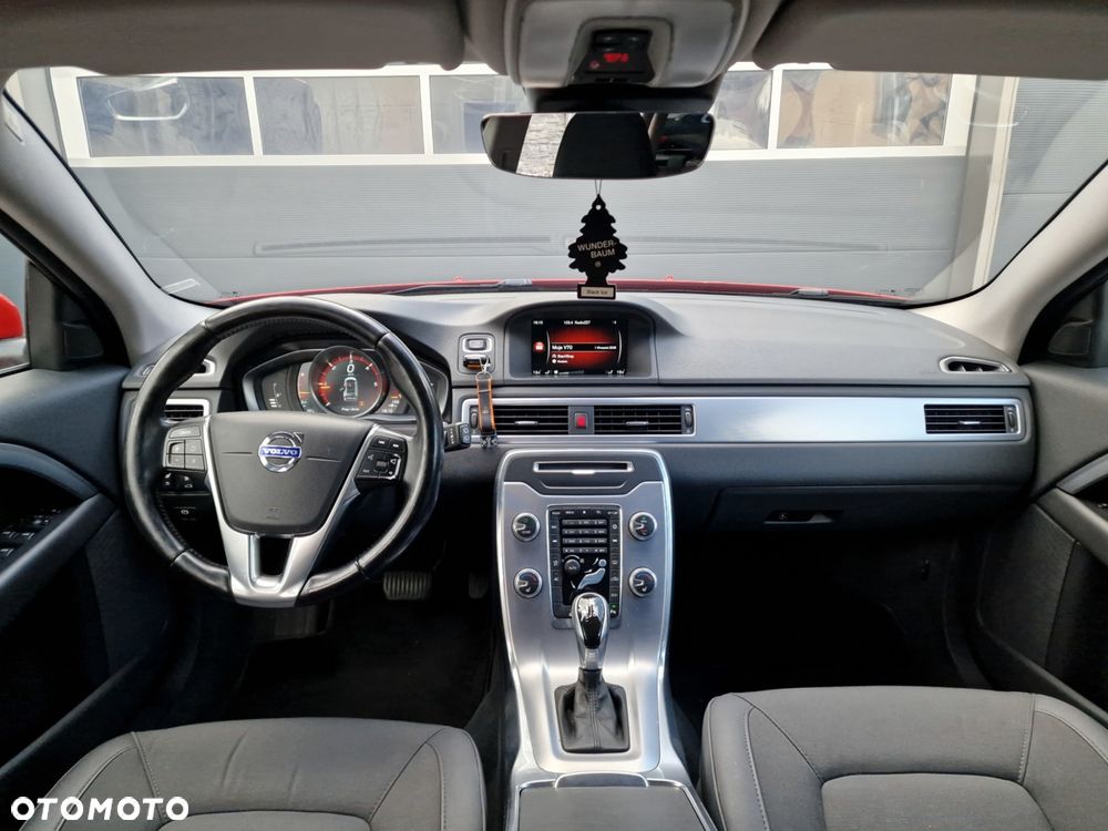 Volvo V70 D4 Geartronic Momentum - 21