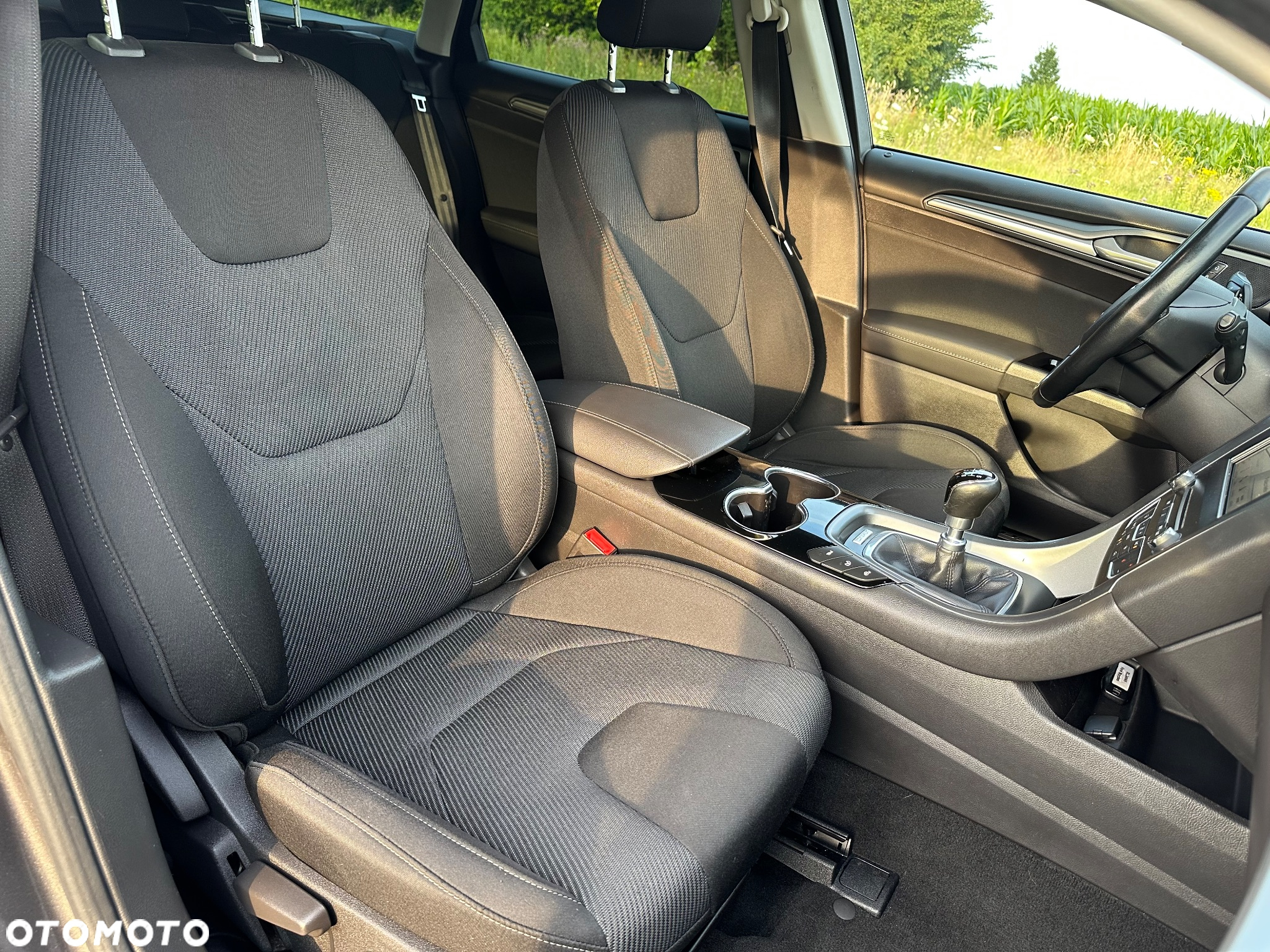Ford Mondeo 2.0 TDCi Titanium - 16