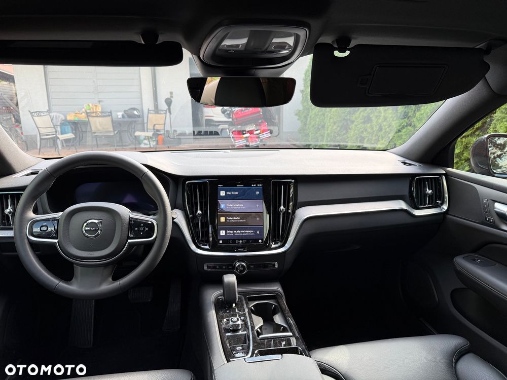 Volvo V60 T6 AWD Plug-In Hybrid Ultra Dark - 8