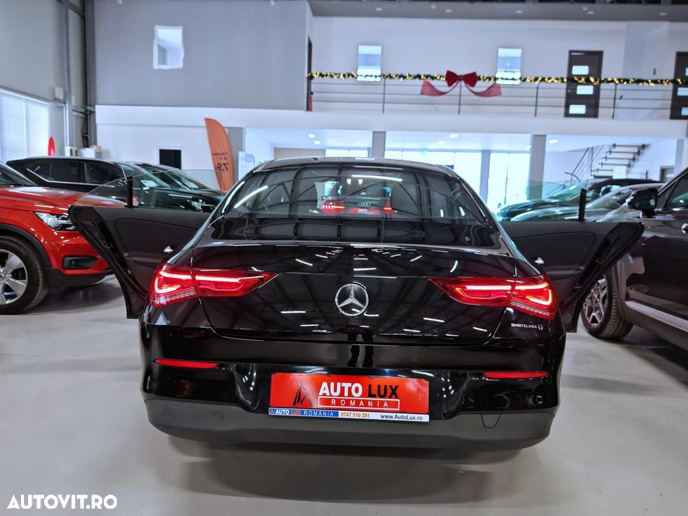 Mercedes-Benz CLA 180 7G-DCT - 35