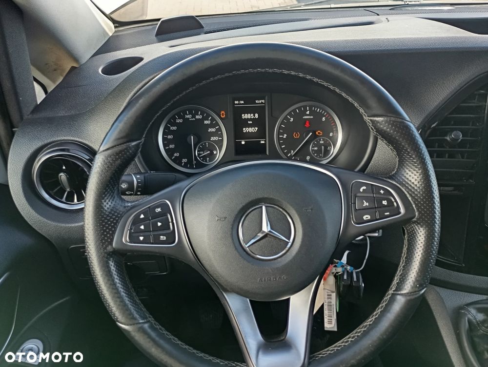 Mercedes-Benz VITO - 15