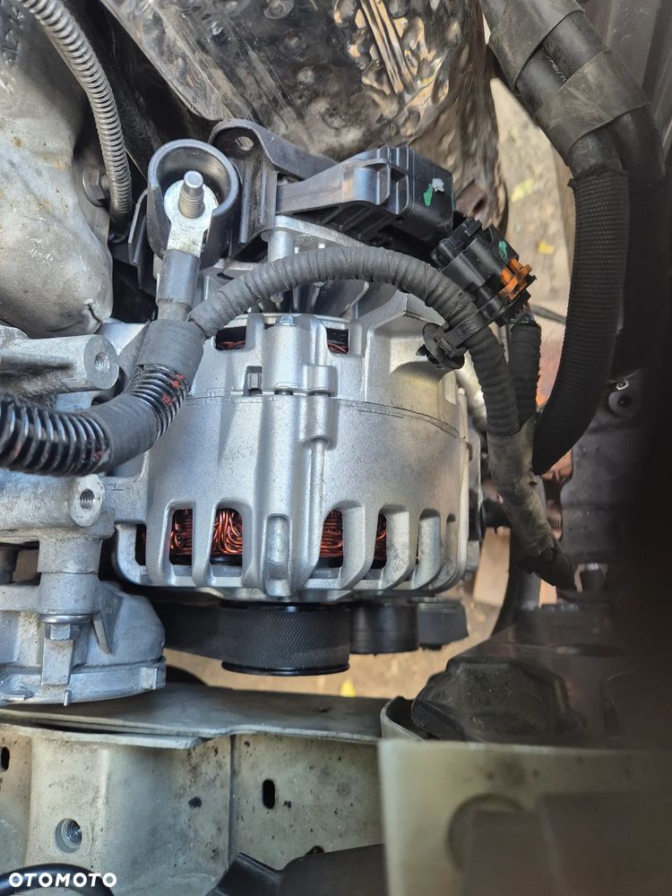 Peugeot 208 e-HDi 92 Stop&Start Allure - 22