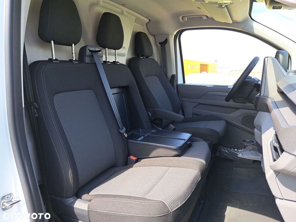 Volkswagen Transporter Furgon L2 TDI automat / leasing 104,9% - 28